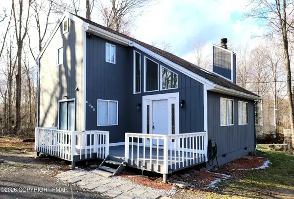 8382 Garden Drive, Tobyhanna, PA 18466