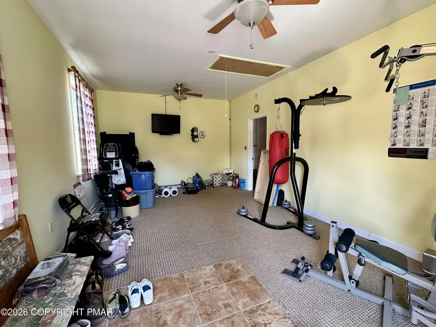 125 Vanbuskirk Drive, Saylorsburg, PA 18353 - #2