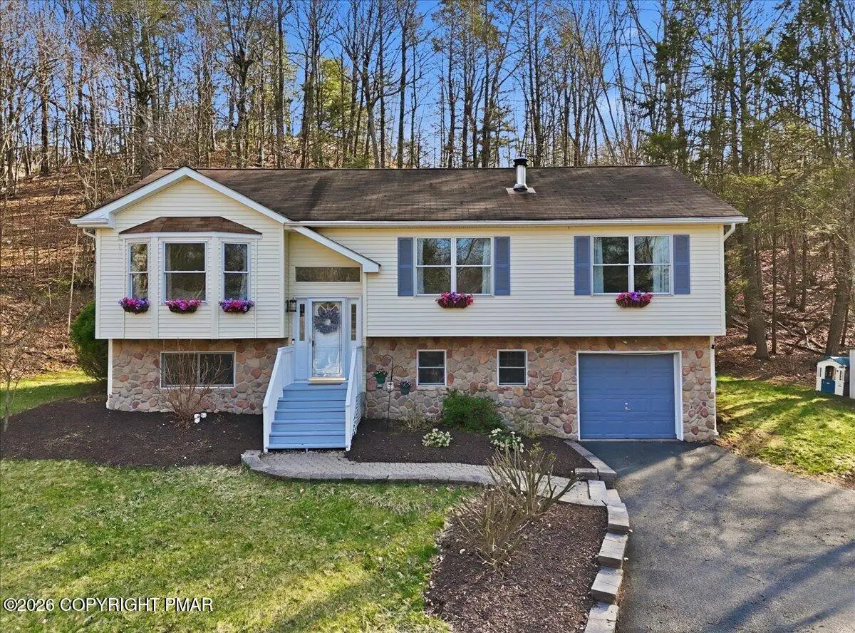 219 Highland Drive, Stroudsburg, PA 18360 - #1