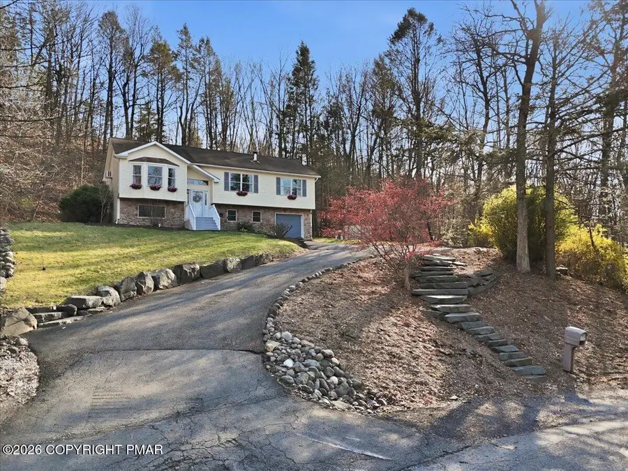 219 Highland Drive, Stroudsburg, PA 18360 - #3