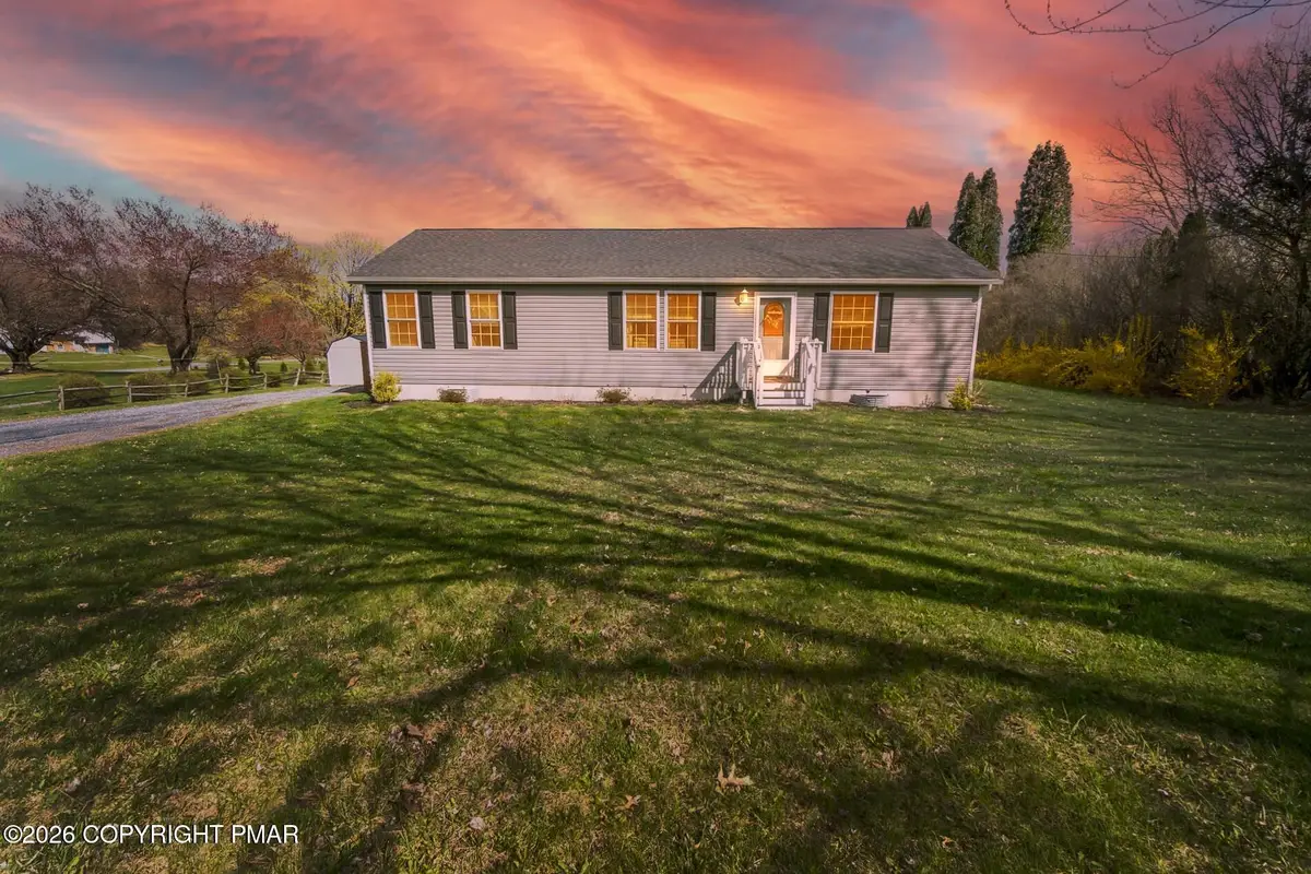 838 S Dogwood Road, Walnutport, PA 18088 - #1