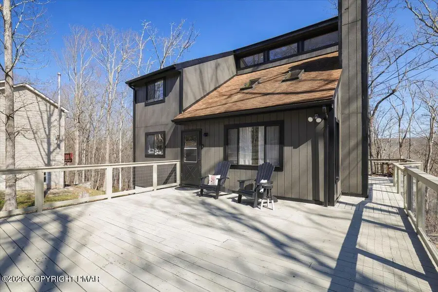 109 Essex Court, East Stroudsburg, PA 18302 - #3