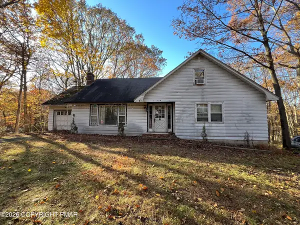 178 Twin Lakes Drive, Shohola, PA 18458