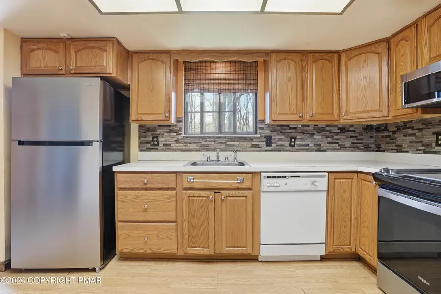 5040 Pine Ridge Road S, East Stroudsburg, PA 18302 - #3