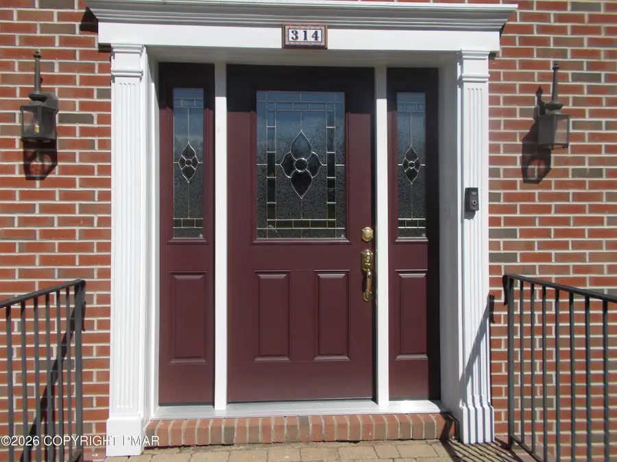 314 Autumn Lane, Stroudsburg, PA 18360 - #2