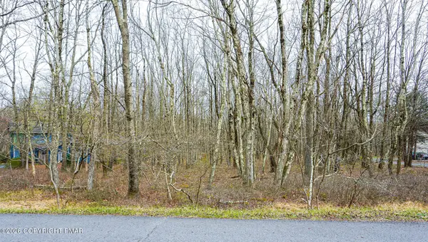 Mountain View Drive, Jim Thorpe, PA 18229