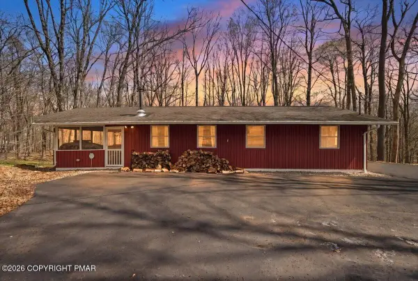 1459 Lake Lane, Pocono Lake, PA 18347