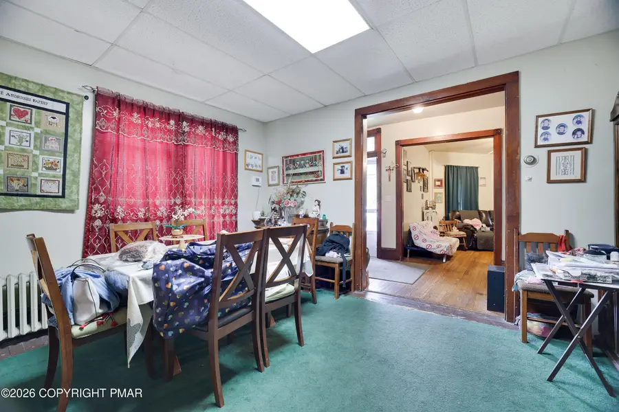 39 Lackawanna Avenue, East Stroudsburg, PA 18301 - #3