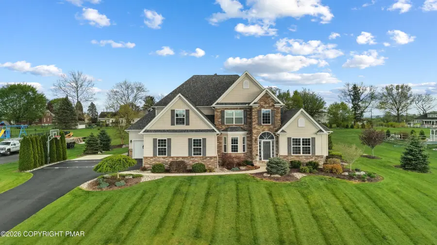 113 Ashview Court, Bushkill, PA 18064 - #2