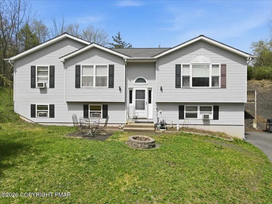704 Avenue E, Stroudsburg, PA 18360 - #2