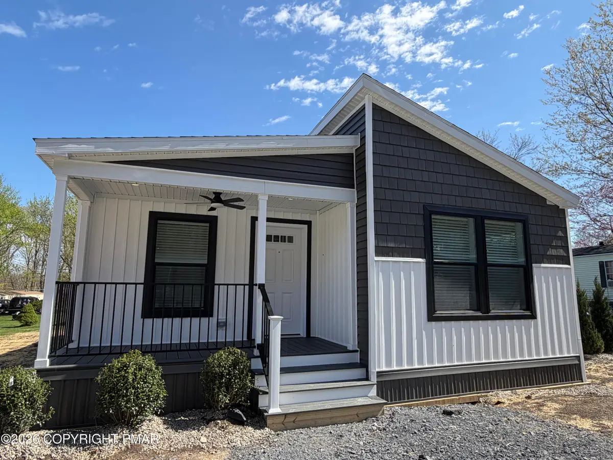 425 Upper Pmhe North Drive, East Stroudsburg, PA 18302 - #1