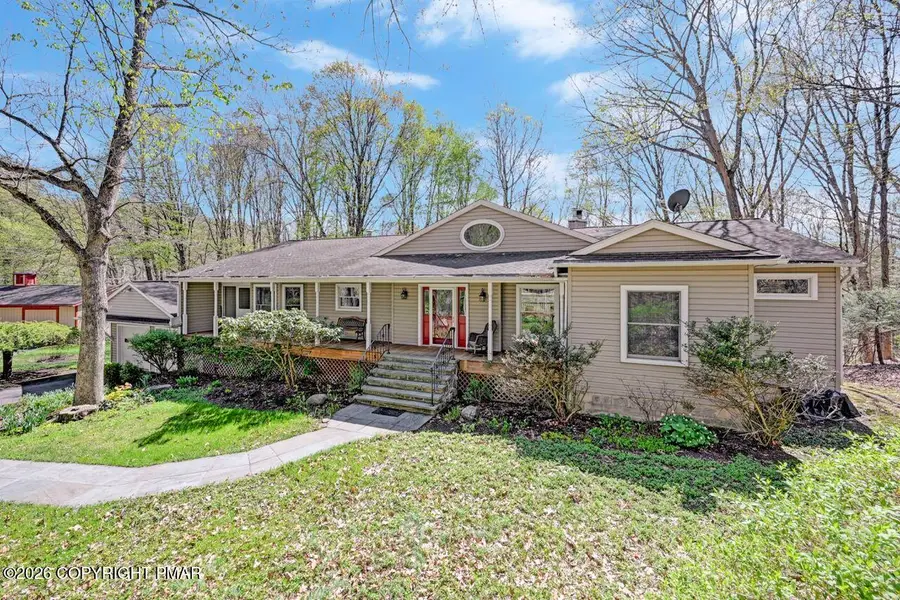 4018 Manor Drive, Stroudsburg, PA 18360 - #2