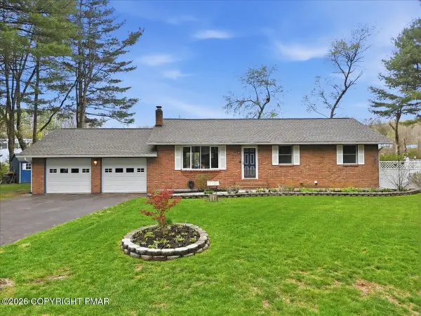 105 Jodi Drive, Stroudsburg, PA 18360