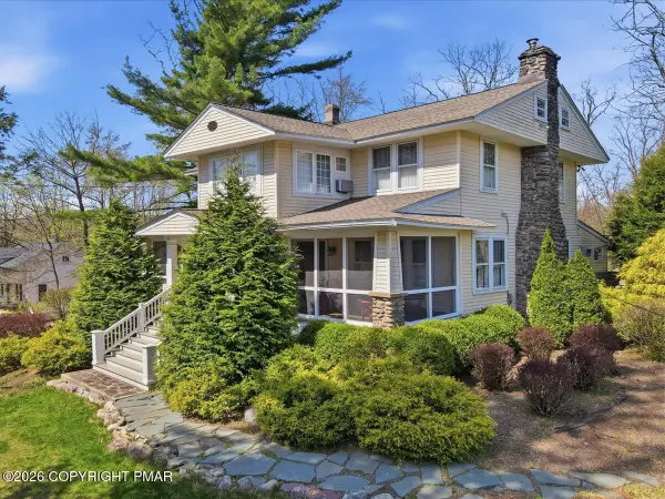 1165 Route 390, Cresco, PA 18326