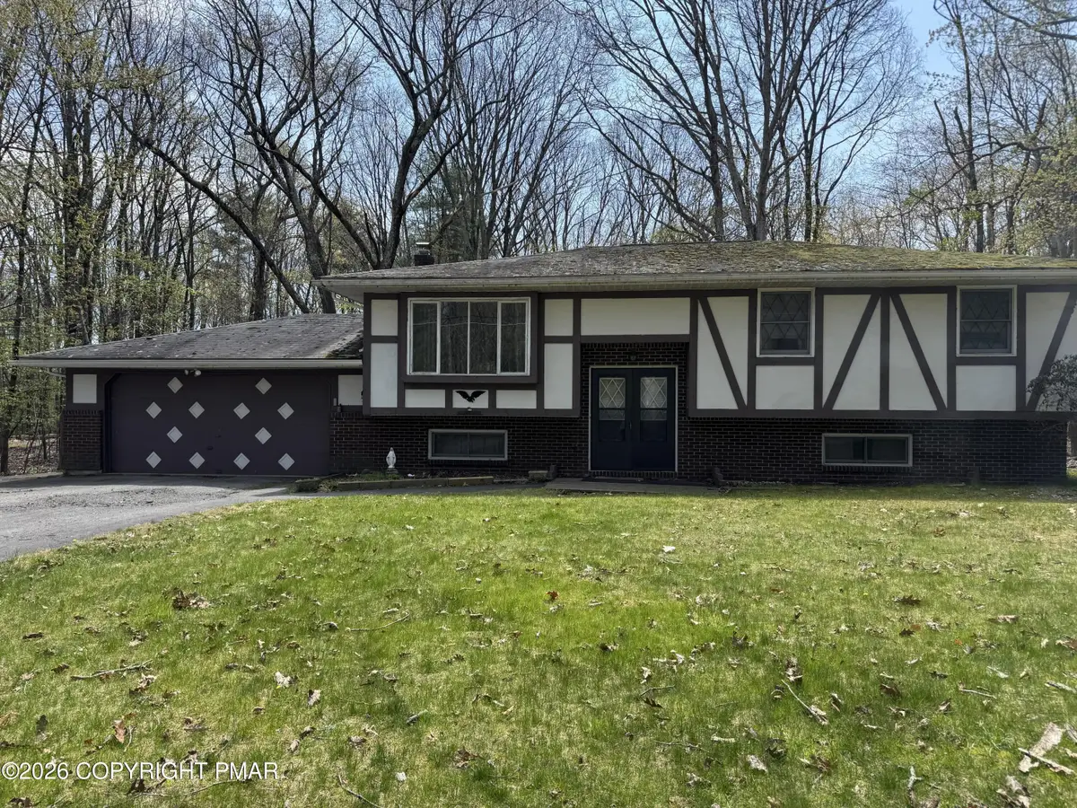 134 Jackson Drive, East Stroudsburg, PA 18302 - #1