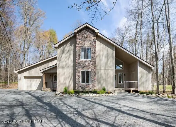 366 Appleseed Road, Pocono Pines, PA 18350