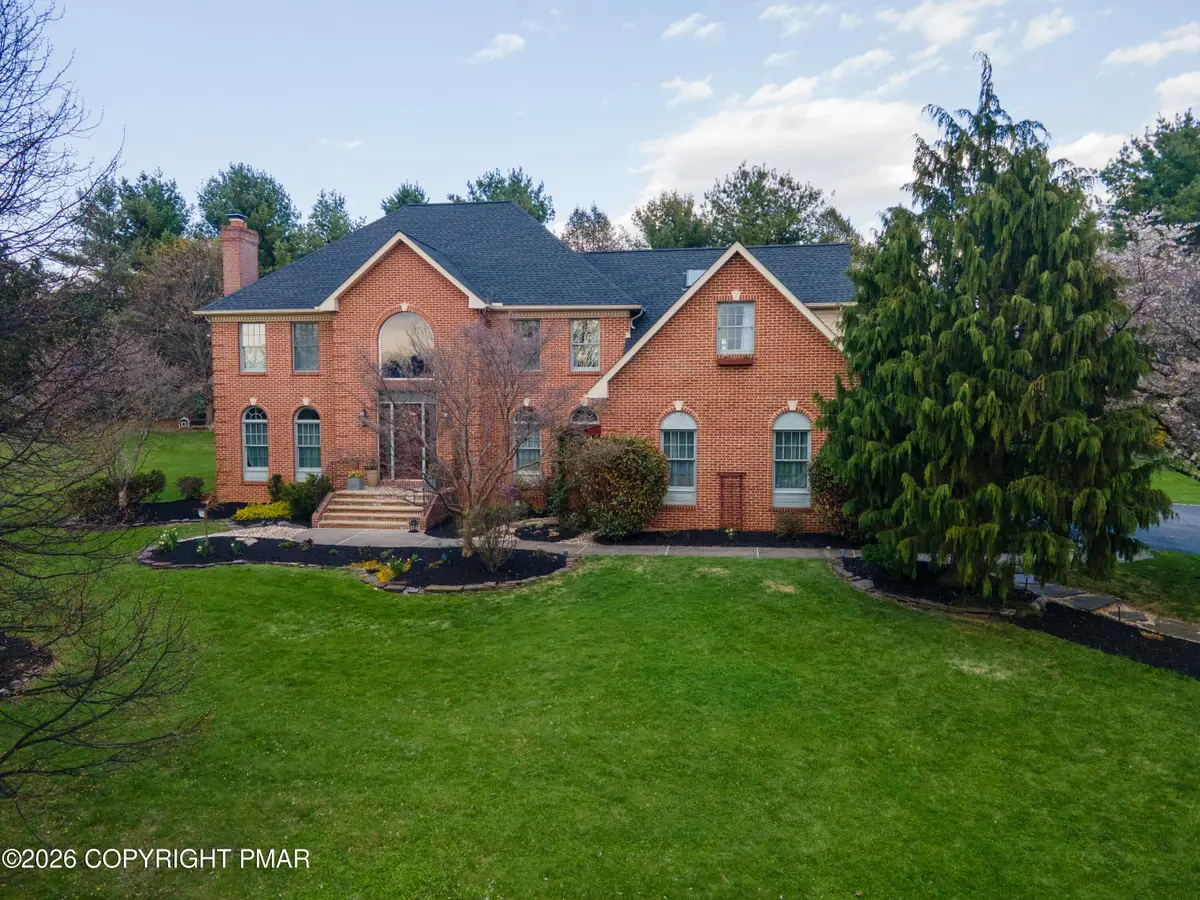 4260 Farmersville Road, Bethlehem, PA 18020 - #1