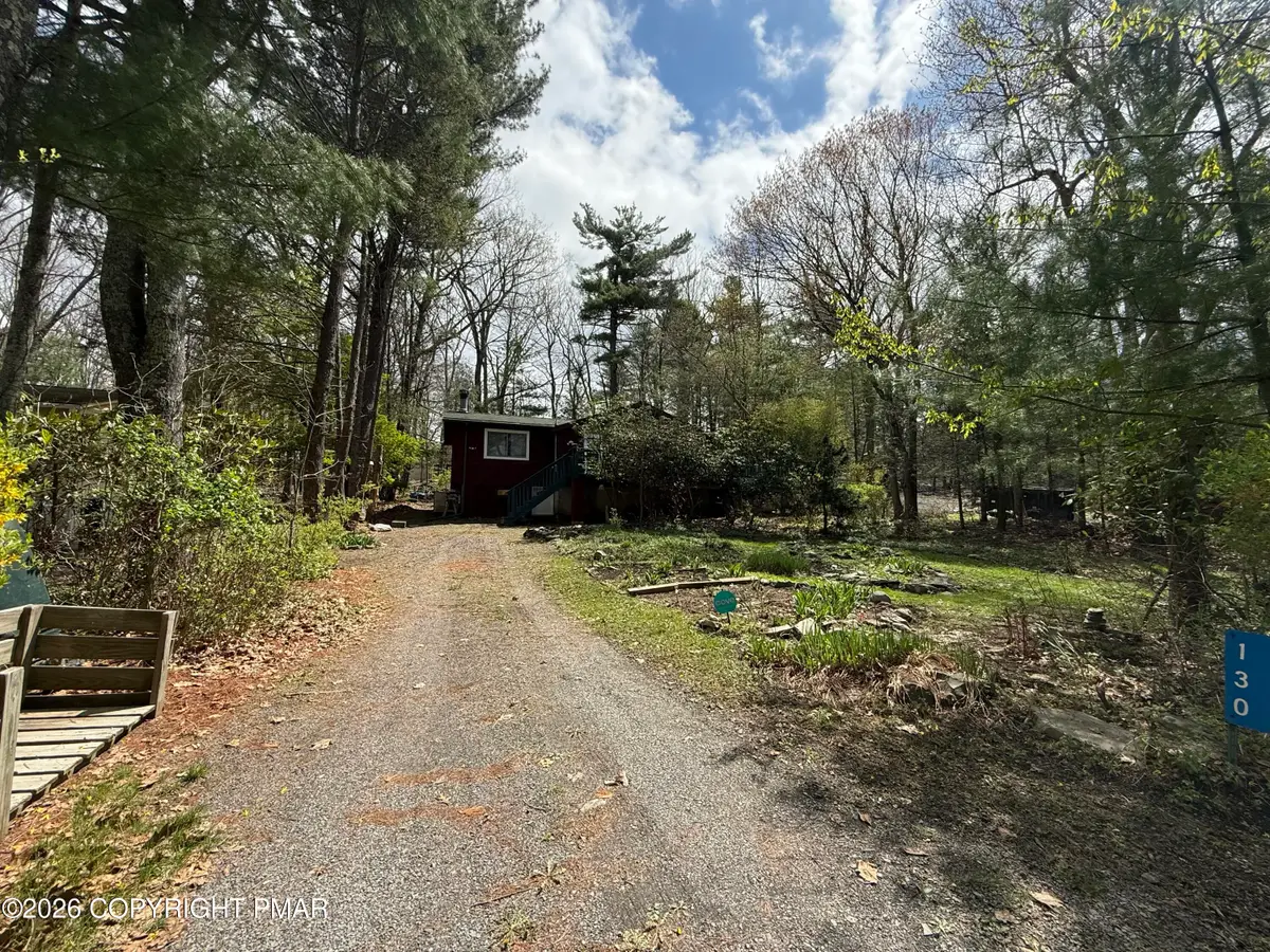130 E Lakeview Drive, Dingmans Ferry, PA 18328 - #1