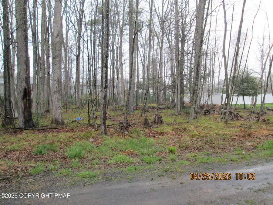 White Oak Dr 8, Tannersville, PA 18372 - #2