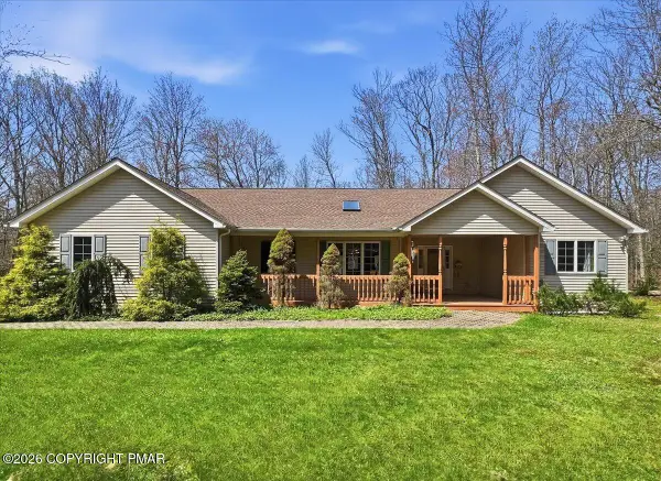 1192 Blackberry Road, Pocono Lake, PA 18347