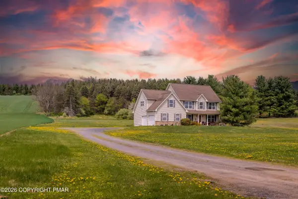 707 Gilbert Road, Gilbert, PA 18331