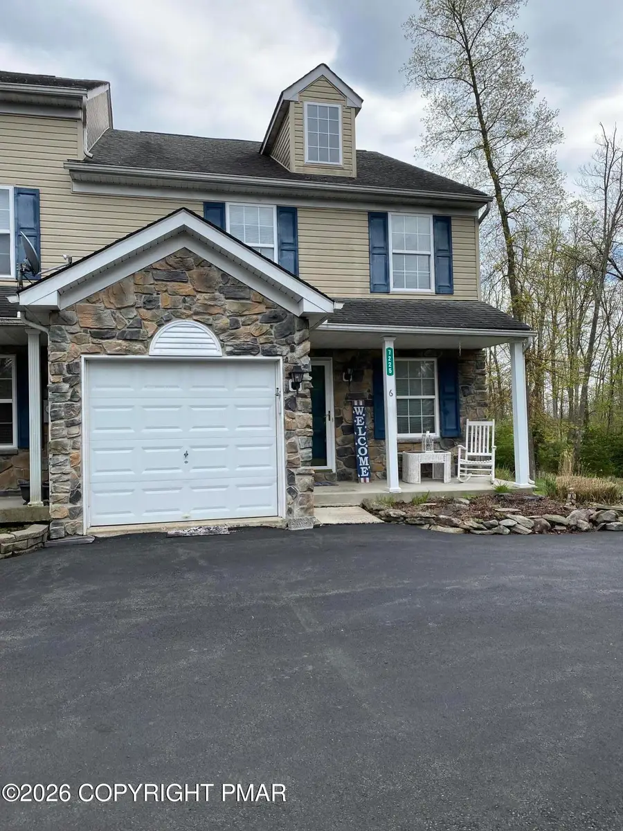 7225 Blushingwood Grove, East Stroudsburg, PA 18301 - #2