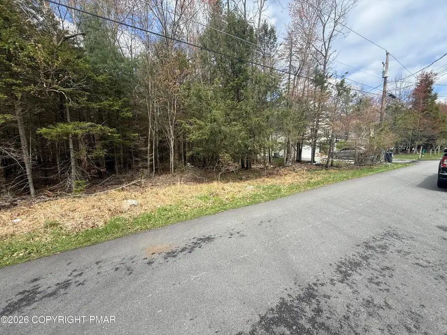 1522 Thunder, Pocono Summit, PA 18346 - #3