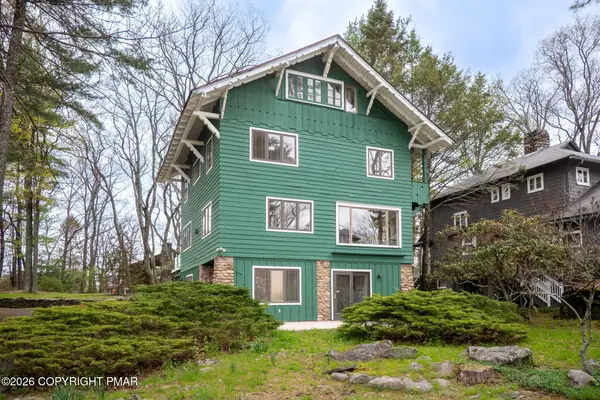 119 Falls Drive, Buck Hill Falls, PA 18323