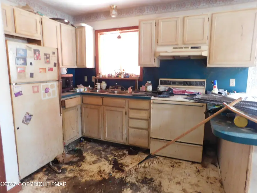 195 Wyalusing Drive, Pocono Lake, PA 18347 - #3