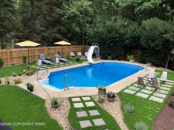 11 Cub Lane, Jim Thorpe, PA 18229