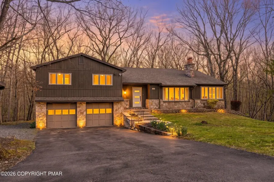 109 Luton Court, Bushkill, PA 18324 - #3