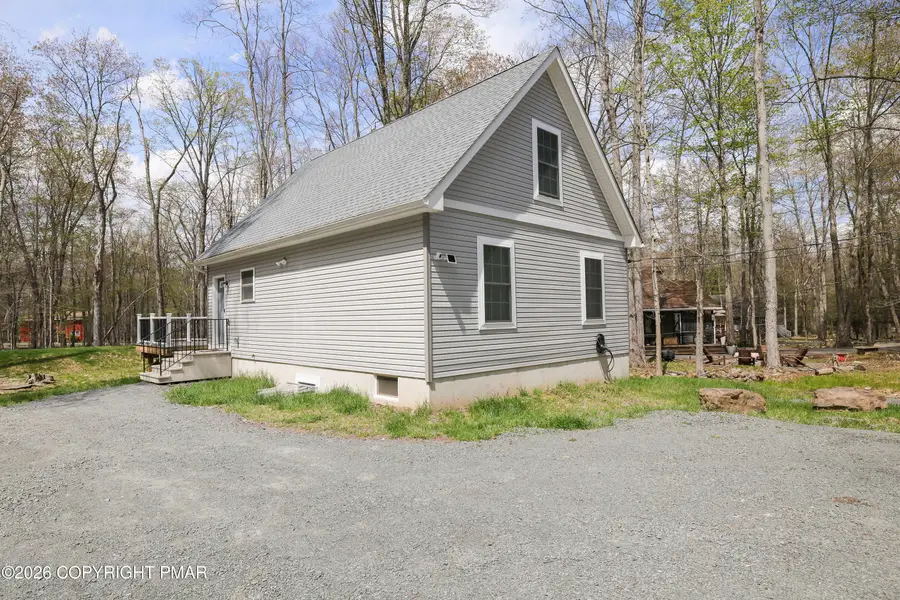 1-2-3 Lake Shore Dr E, East Stroudsburg, PA 18302 - #2