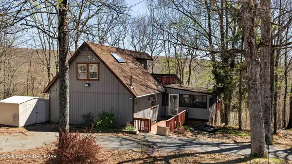 170 Dover Drive, Bushkill, PA 18324
