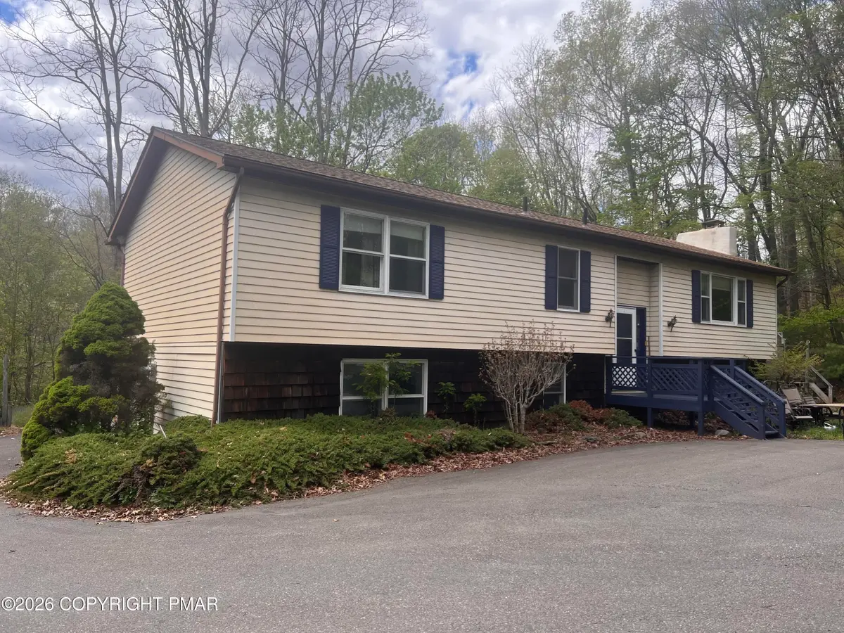 3149 Sheriff Lane, East Stroudsburg, PA 18302 - #1