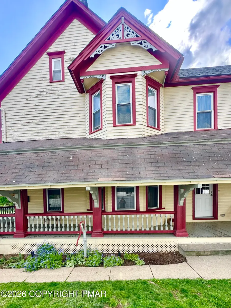 509 W Main Street, Pen Argyl, PA 18072 - #2