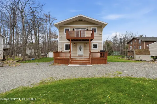 1117 Knollwood Drive, Tobyhanna, PA 18466