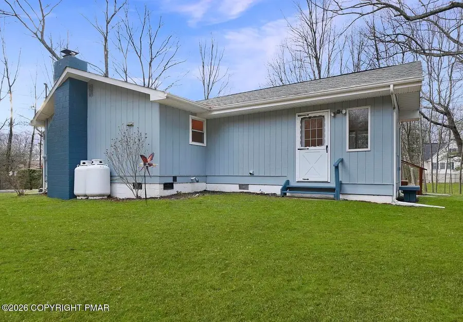 102 Spruce Drive, Dingmans Ferry, PA 18328 - #3