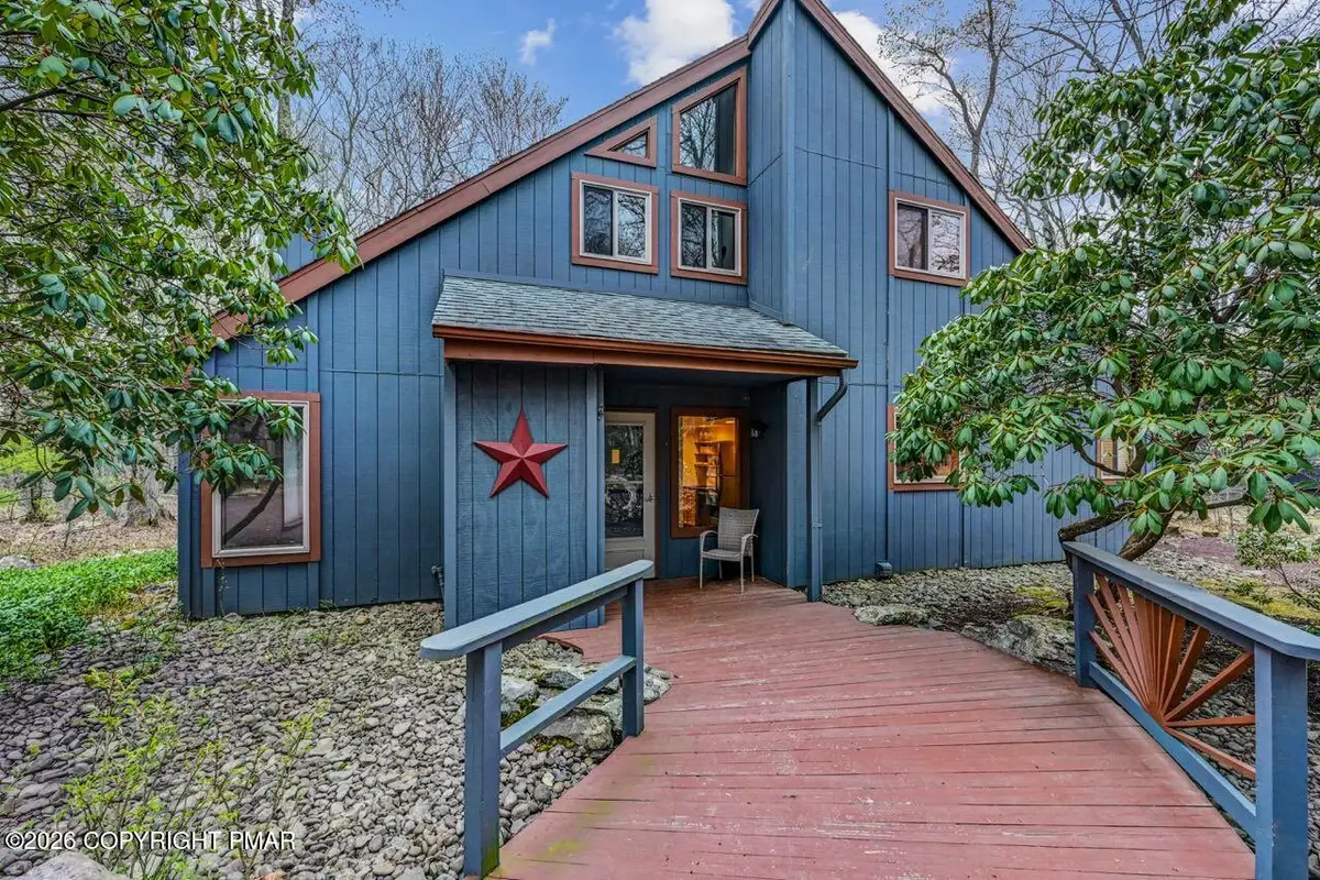171 Crocketts Crescent, Pocono Pines, PA 18350 - #1