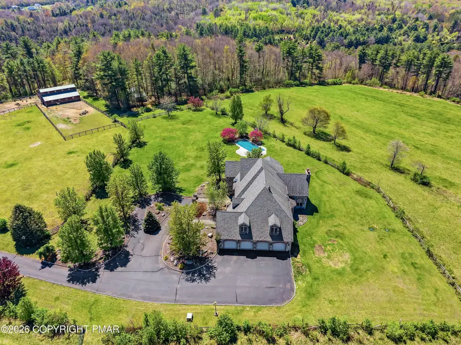 216 Merwinsburg Road, Effort, PA 18330 - #3