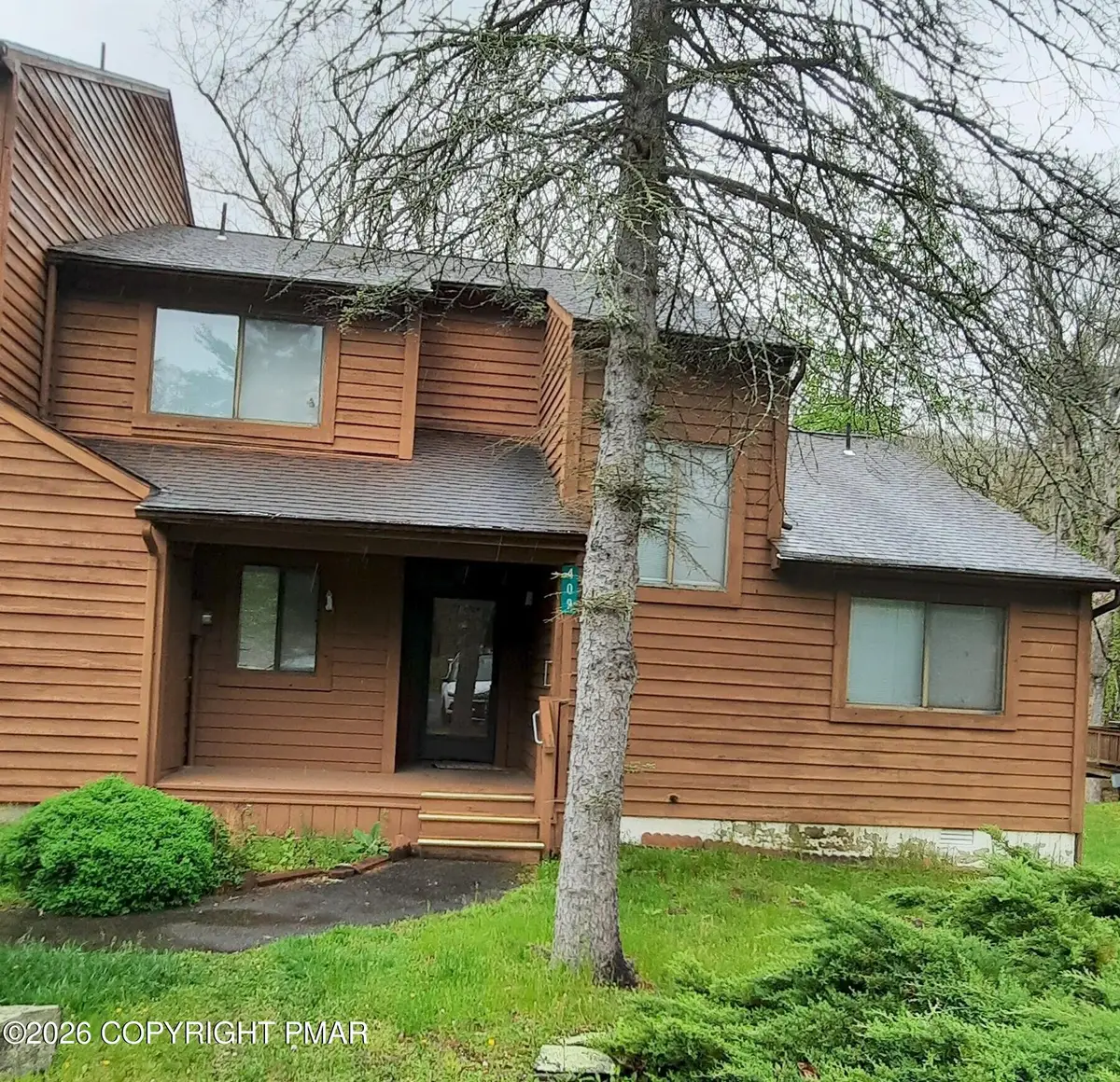 409 Tudor Court, Bushkill, PA 18324 - #1