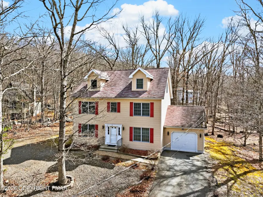 6293 Decker Road, Bushkill, PA 18324 - #2