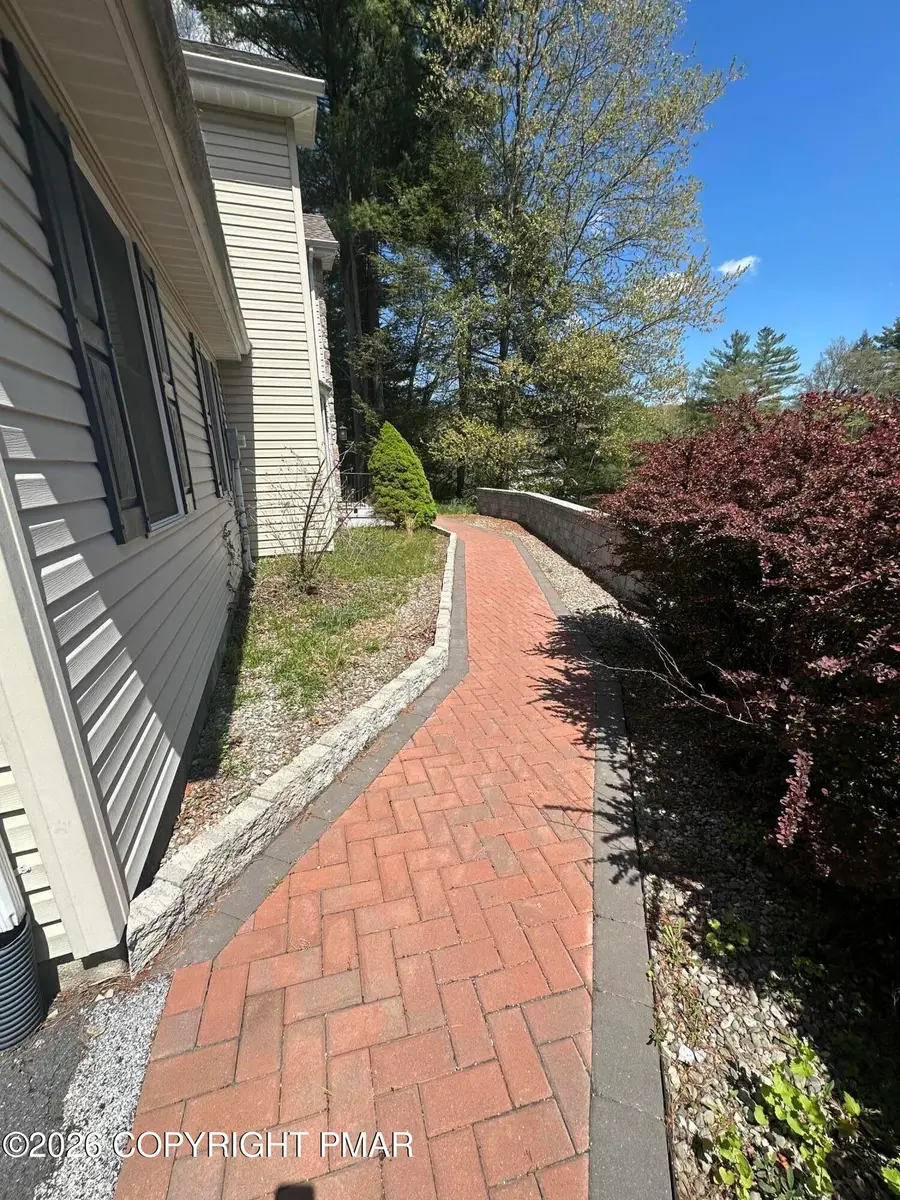 110 Osprey Court, East Stroudsburg, PA 18301 - #2