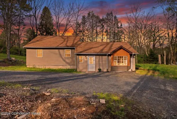 1572 Gardner Road, Stroudsburg, PA 18360