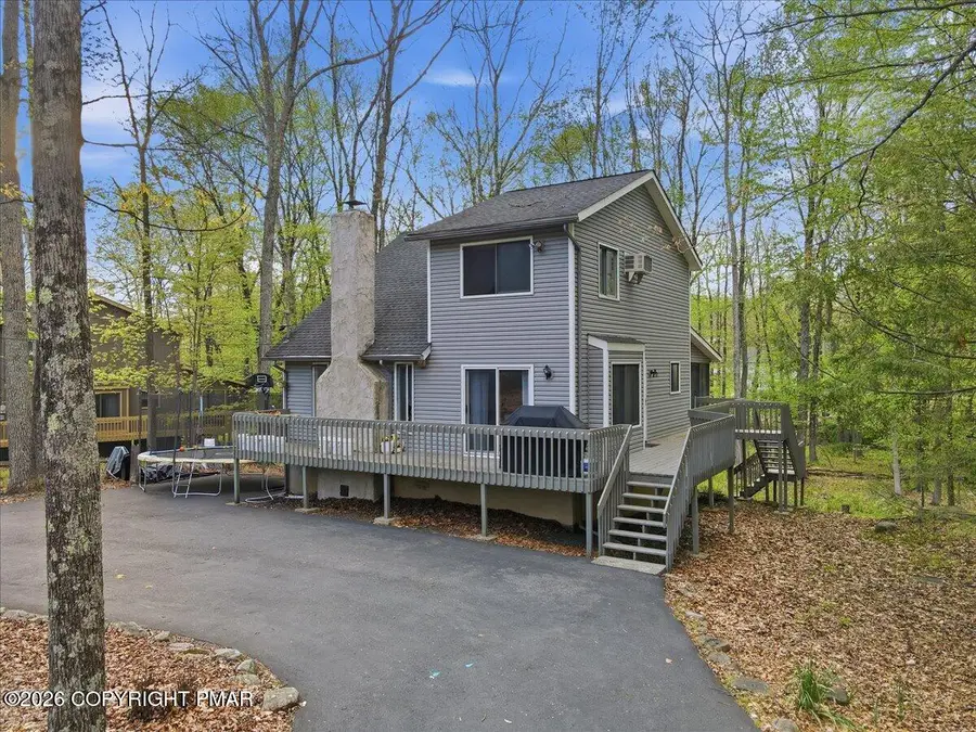 126 Dunchurch Drive, Bushkill, PA 18324 - #3