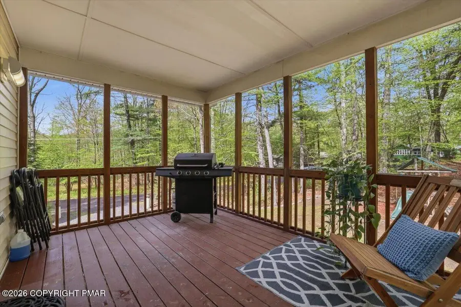 101 Colonial Court, Dingmans Ferry, PA 18328 - #3