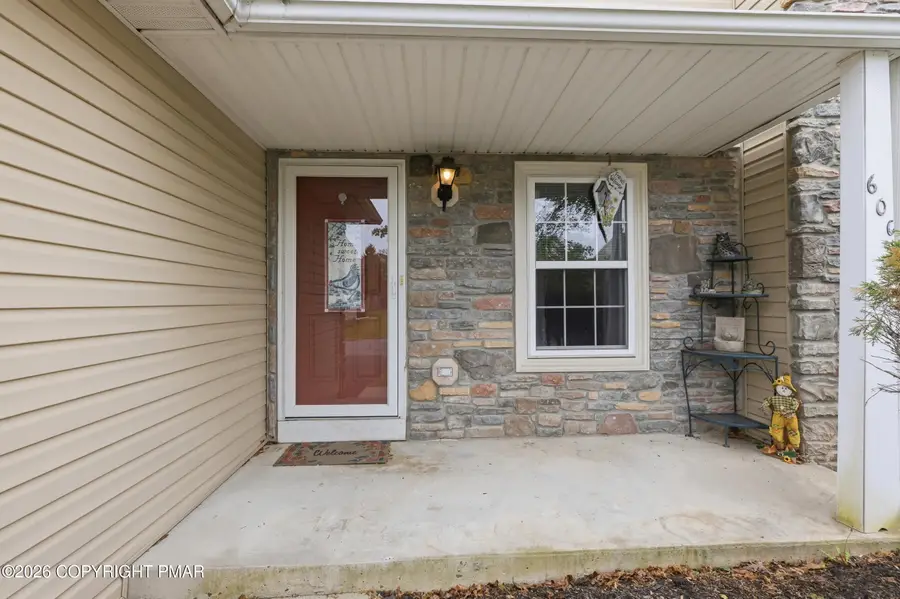 60 Lower Ridge View Circle, East Stroudsburg, PA 18302 - #2