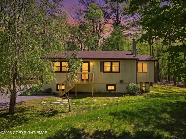 505 W Chipmunk Road, Bushkill, PA 18324