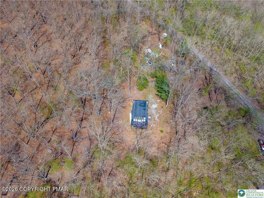 207 Bunsen Court, Middle Smithfield, PA 18302 - #3