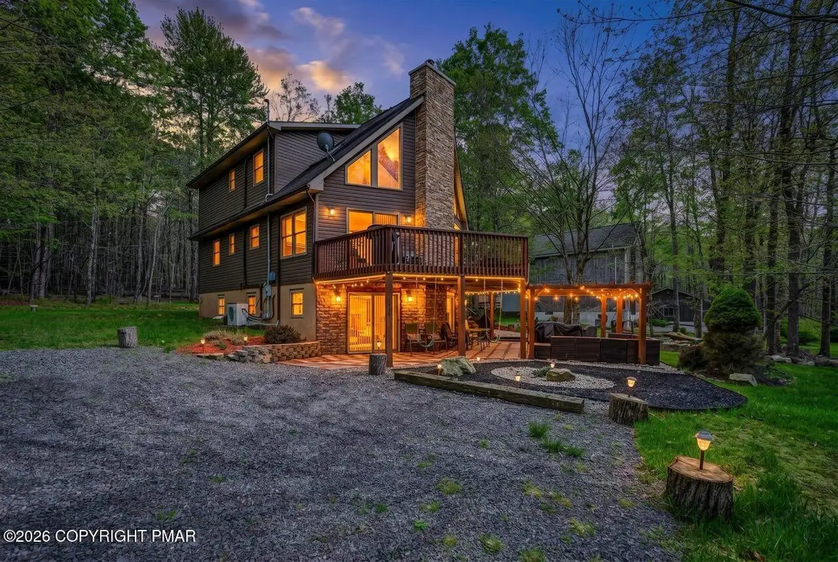 70 E Creek View Drive, Clifton, PA 18424 - #1