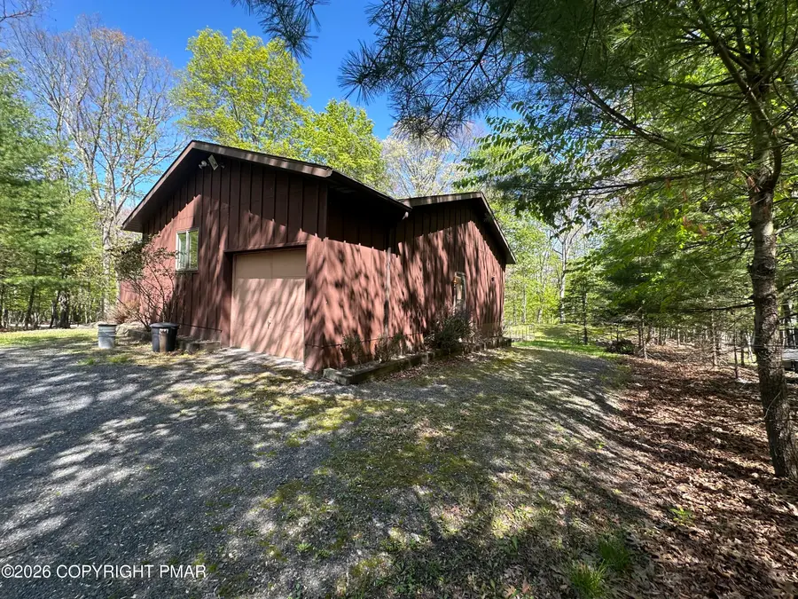 144 Lincoln Road, East Stroudsburg, PA 18302 - #3